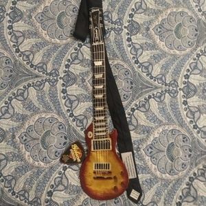 Gibson Guitar Vintage Tie.  Nwt.